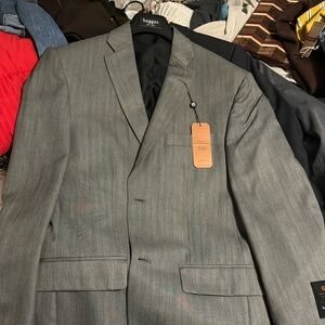 Haggar gray suit / sport coat 38r
